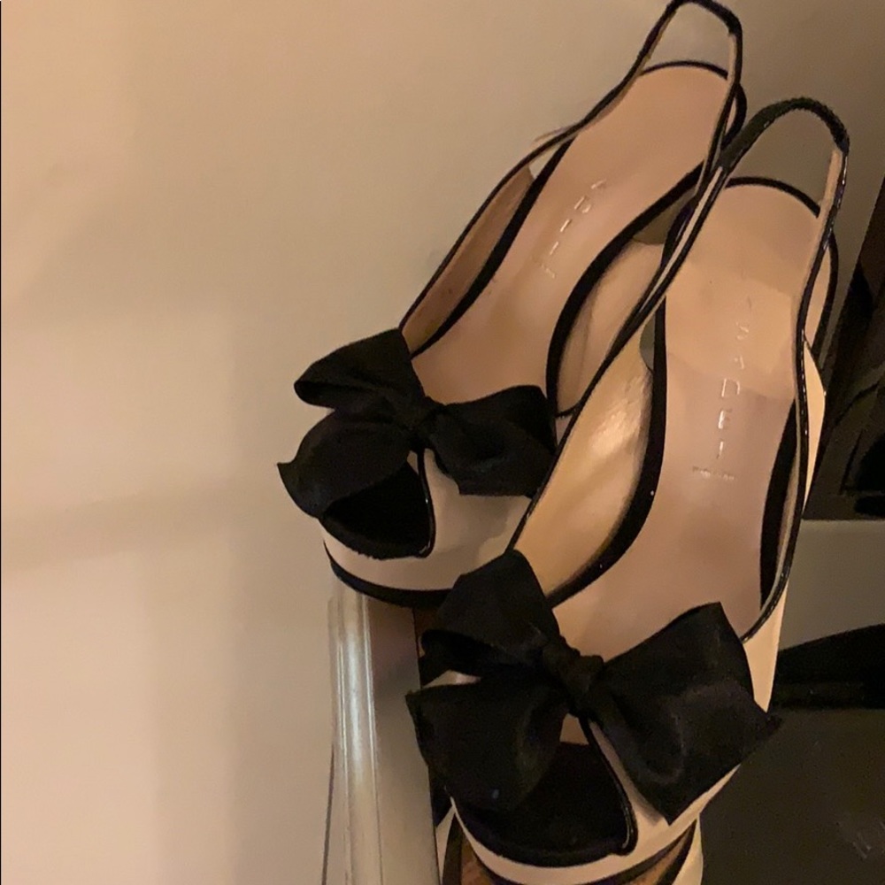 Authentic Casadei platform peep toe SZ 8.5